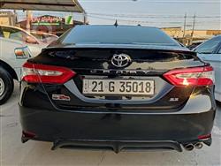 تۆیۆتا کامری